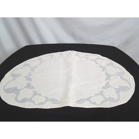 Set of 4 Vintage Ivory Cotton & Ivy Lace Placemats & 4 Napkins - Picture 3 of 8